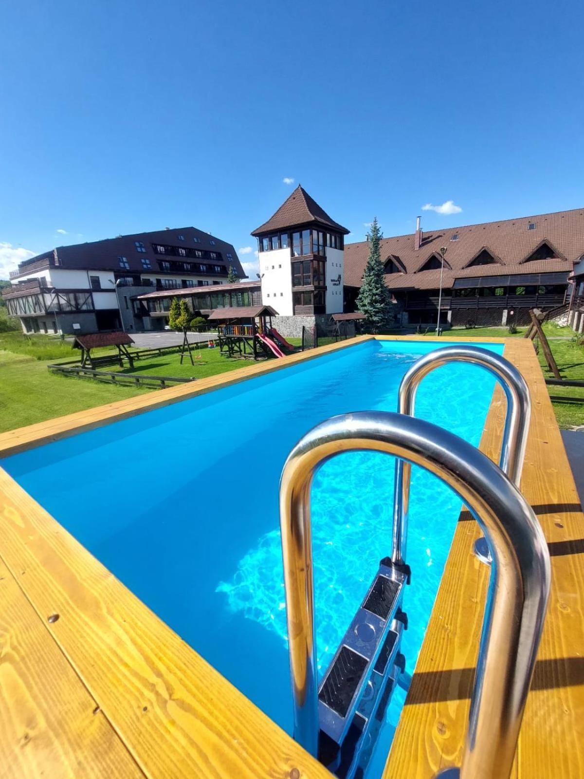New Wolf 3* Bran (Brasov)